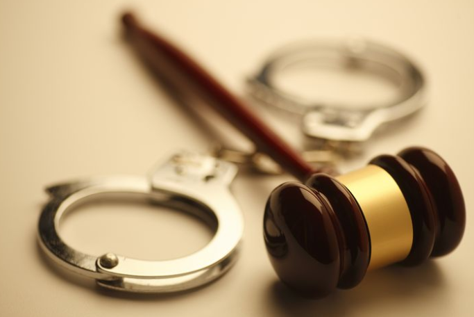 故意傷害罪要負什么責任？